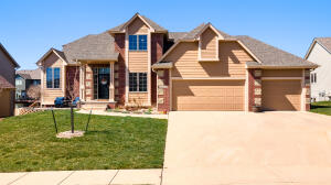 Photo 1 of 15919 Hammontree Drive, Urbandale